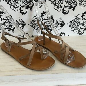 American Eagle Flat Leather Strap sandals brown/tan Size 10